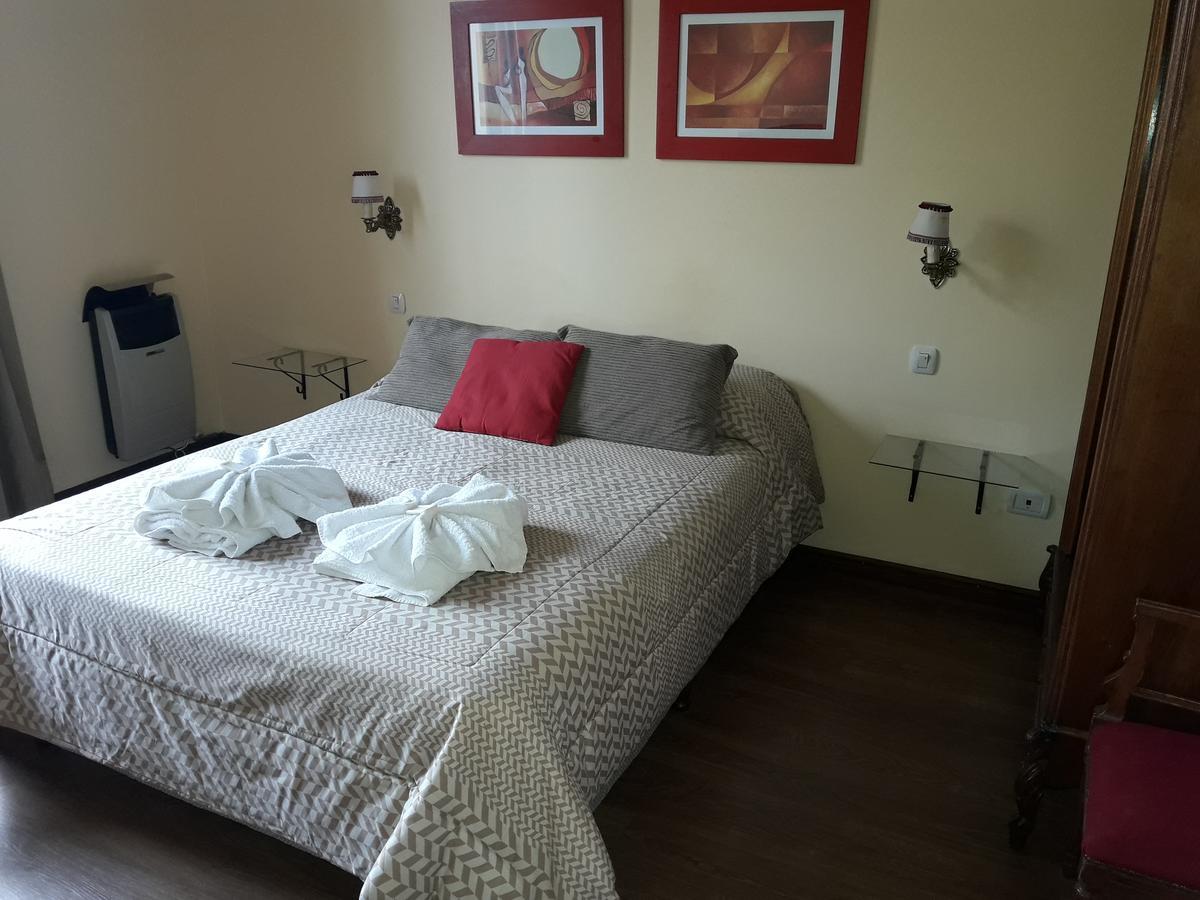 Nuevos Horizontes Hotel Тандил Екстериор снимка